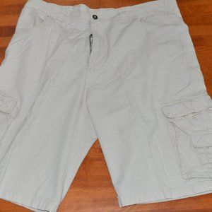 Men's cargo shorts